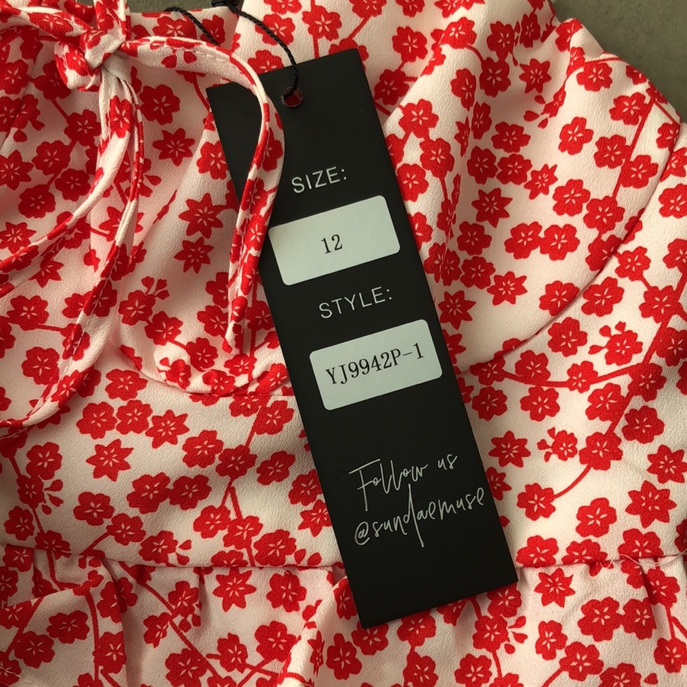 🖤 Sundae Muse Ruffle Romper - Picture 4 of 4